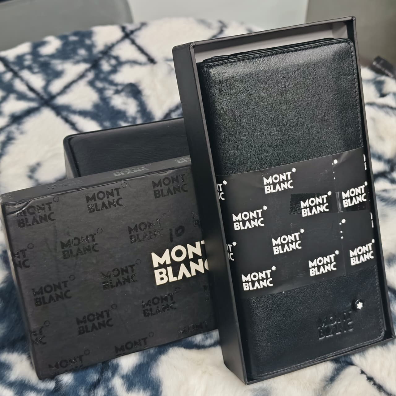 WhatsApp Image 2026-09-27 at 12.02.12 PM (1) Premium Black Bifold Wallet - Image 1
