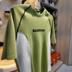 EIGHTY EIGHT Two-Tone Raglan  Drop Shoulder  T-Shirt - Image 3